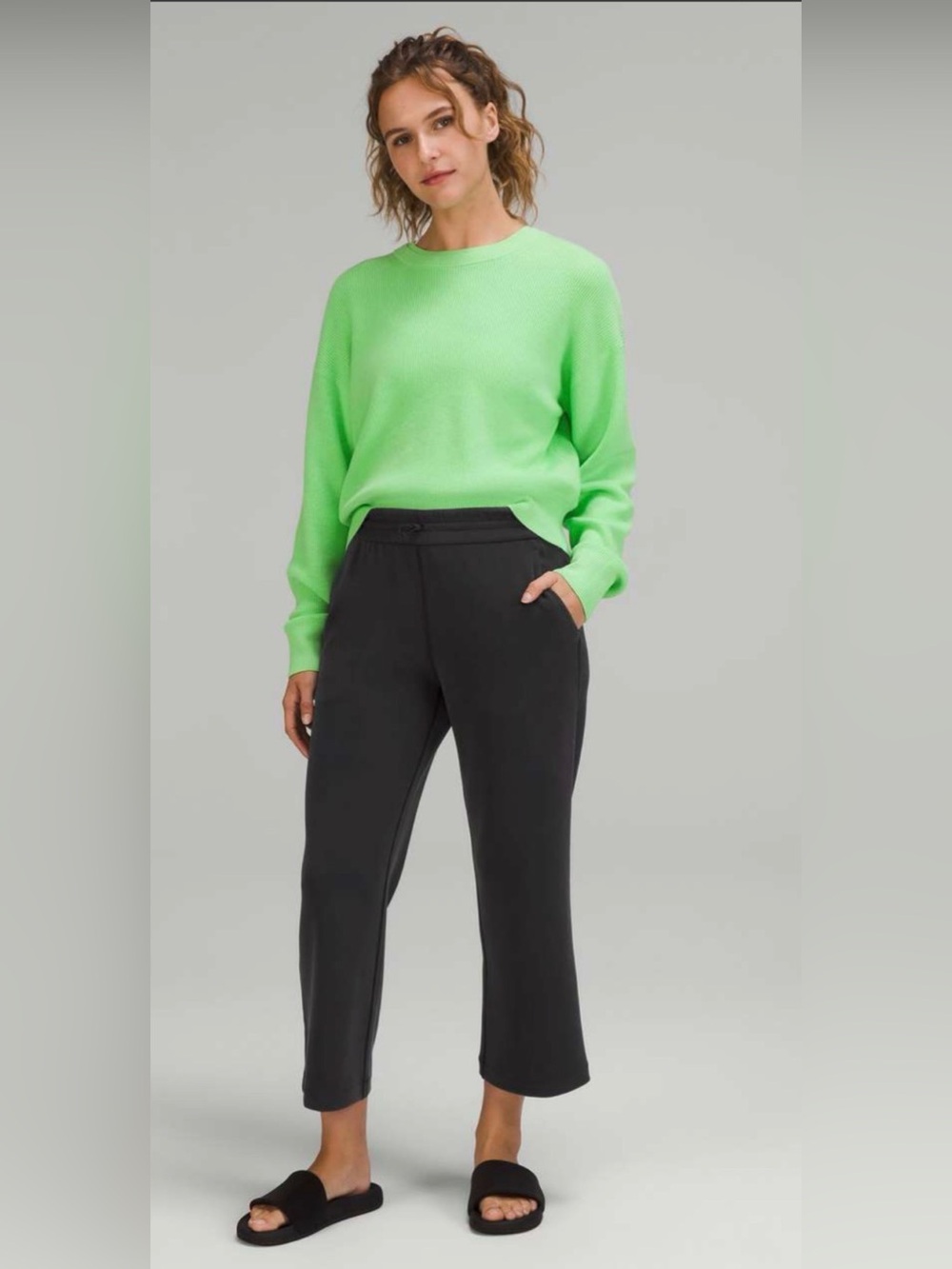 Lululemon Softstreme High-Rise Straight Leg Crop Black Size 6